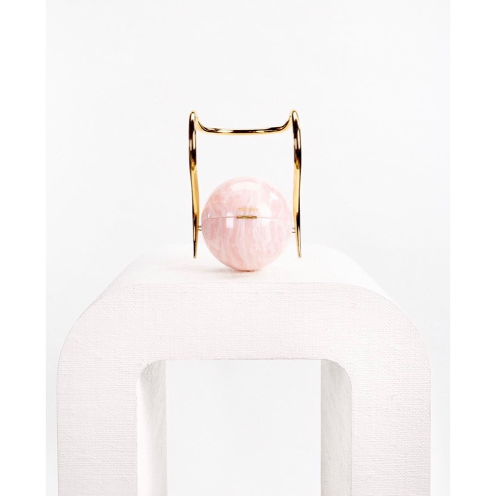 ‼️SOLD‼️NWT CULT GAIA PINK PEARL CLUTCH/ ART - Picture 4 of 5